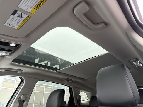 Used 2023 Kia Sportage EX w/ EX Premium Package image 28