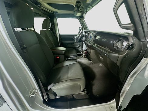 Used 2022 Jeep Wrangler Unlimited Sport AWD/4WD image 31