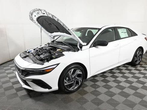 New 2026 Hyundai Elantra Sport image 19