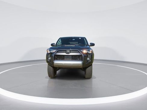 Used 2022 Toyota 4Runner TRD Off-Road AWD/4WD image 3