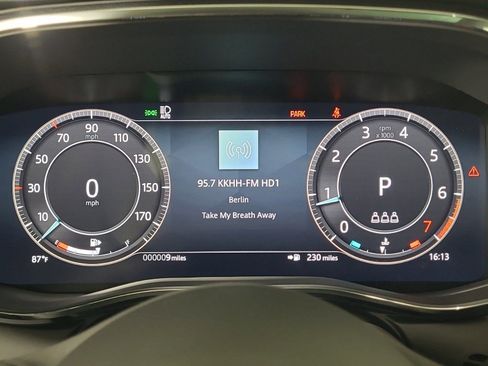 Used 2024 Jaguar XF R-Dynamic SE image 14