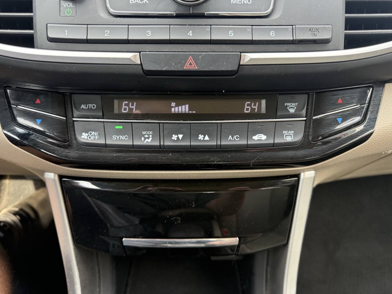 Used 2016 Honda Accord LX image 28