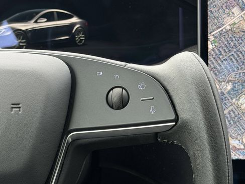 Used 2022 Tesla Model S Plaid image 58