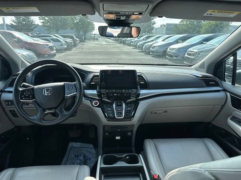 Used 2023 Honda Odyssey Touring image 21