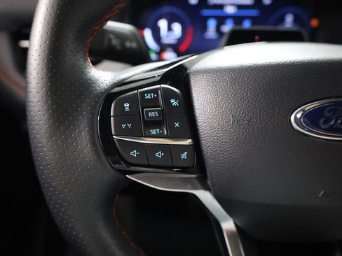 Certified 2025 Ford Explorer ST-Line image 24