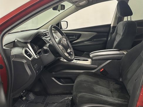 Used 2018 Nissan Murano S image 12