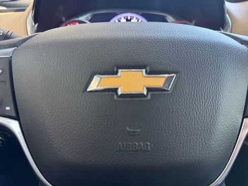 Certified 2022 Chevrolet Traverse Premier image 10