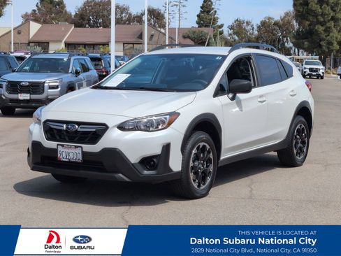 Certified 2023 Subaru Crosstrek 2.0i image 1