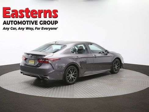 Used 2024 Toyota Camry SE w/ Cold Weather Package FWD image 37