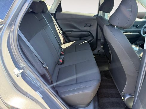 Certified 2025 Hyundai Kona SEL FWD image 18
