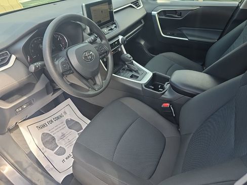 Used 2023 Toyota RAV4 LE image 11