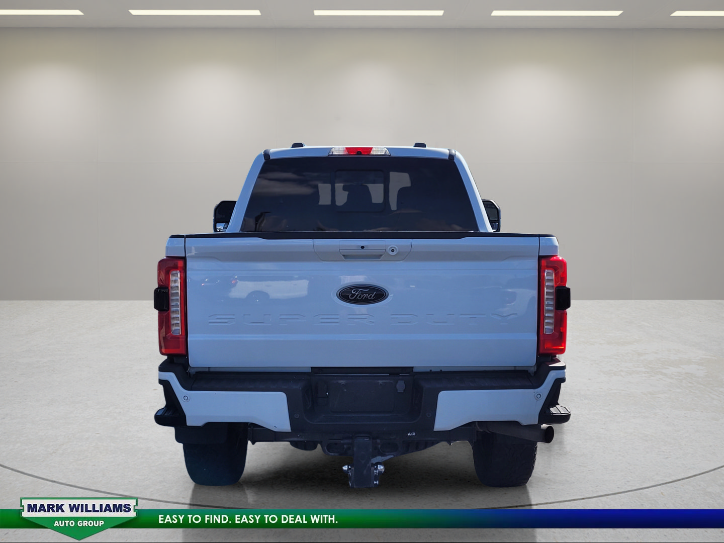 Used 2023 Ford F250 XLT w/ Black Appearance Package AWD/4WD image 5