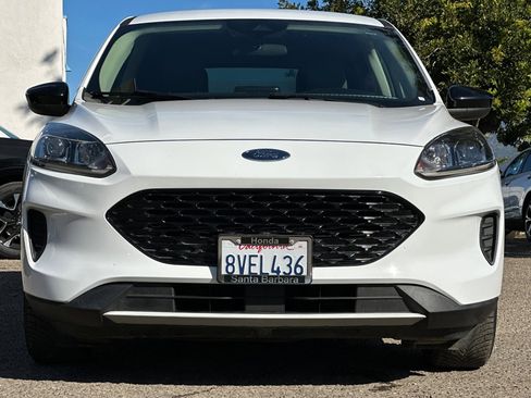 Used 2020 Ford Escape SE Sport image 9