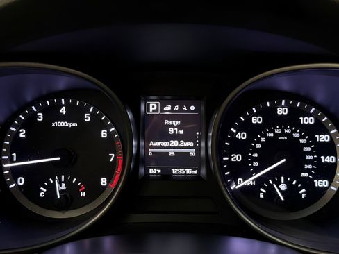 Used 2018 Hyundai Santa Fe Sport w/ 2.4L Value Package 02 FWD image 21