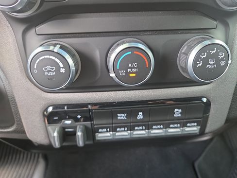 Used 2022 RAM 2500 Tradesman AWD/4WD image 23