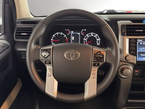 Used 2021 Toyota 4Runner SR5 Premium w/ Moonroof Package AWD/4WD image 19