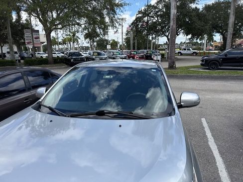 Used 2021 Mitsubishi Outlander Sport SE image 2