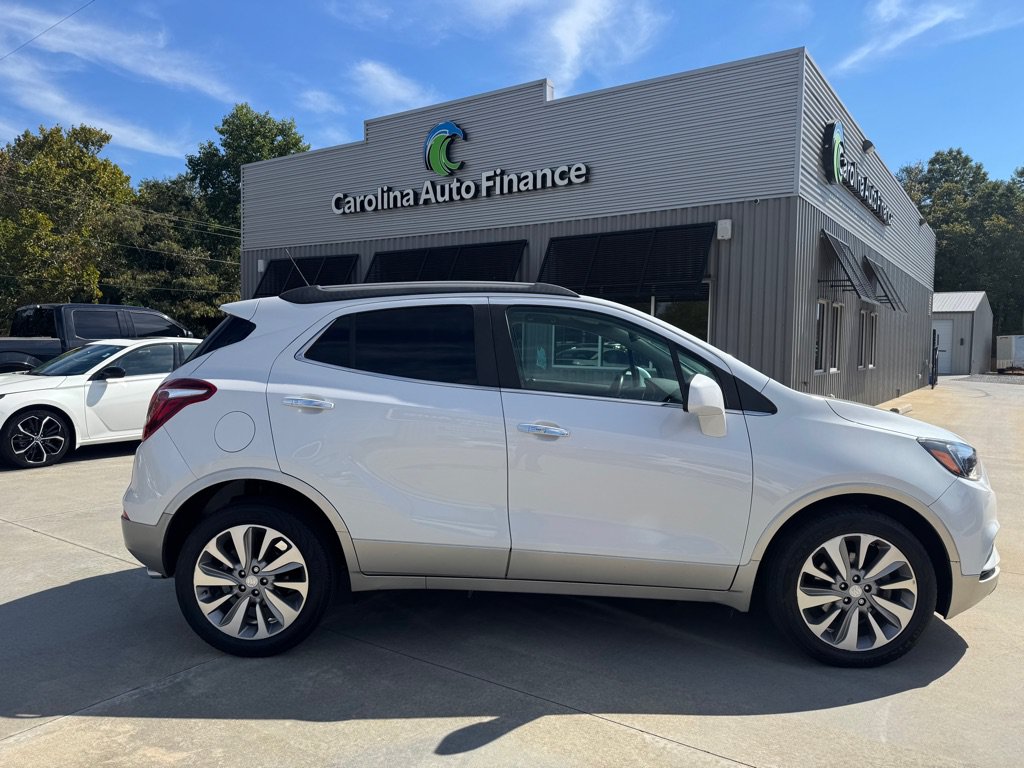 Used 2020 Buick Encore Preferred FWD image 6
