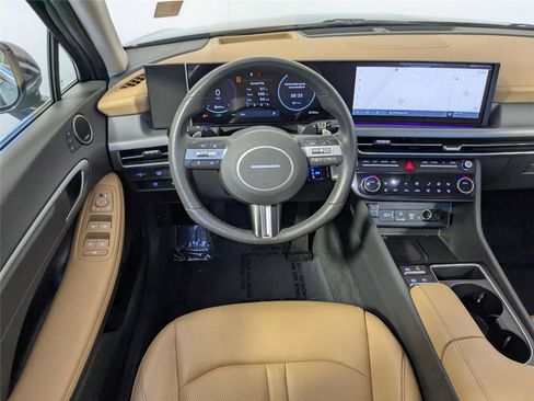Used 2025 Hyundai Sonata Limited image 33