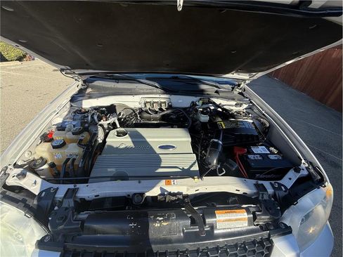 Used 2007 Ford Escape 4WD Hybrid image 12