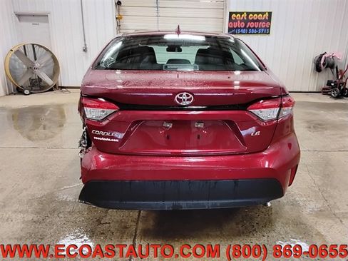 Used 2026 Toyota Corolla LE FWD image 8