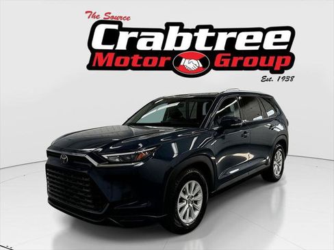 Certified 2025 Toyota Grand Highlander AWD image 1