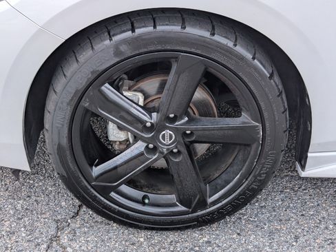 Used 2023 Nissan Sentra SR w/ Midnight Edition Package image 13