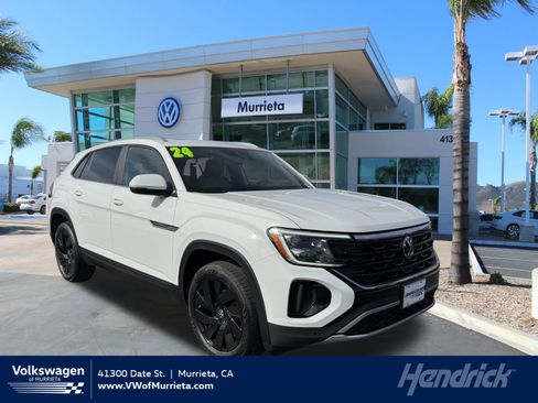 Used 2024 Volkswagen Atlas Cross Sport SE w/ Panoramic Sunroof Package image 1