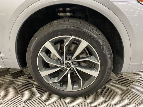 Used 2021 Audi Q5 2.0T Premium Plus w/ Premium Plus Package image 2