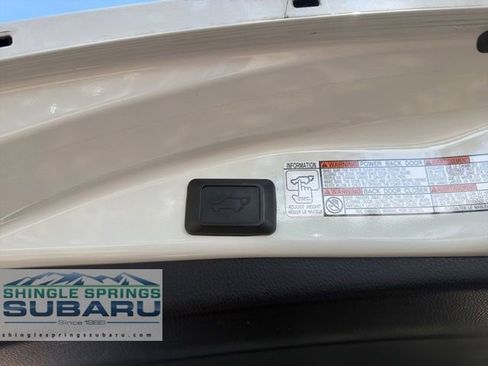 Used 2017 Toyota RAV4 Limited AWD/4WD image 28