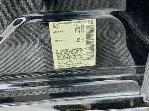 Used 2023 Nissan Leaf S image 12