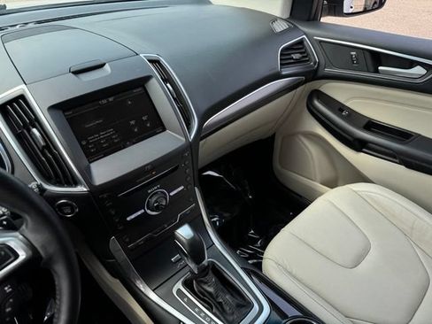 Used 2015 Ford Edge Titanium w/ Technology Package AWD/4WD image 21