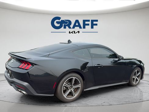 Used 2025 Ford Mustang Premium RWD image 15