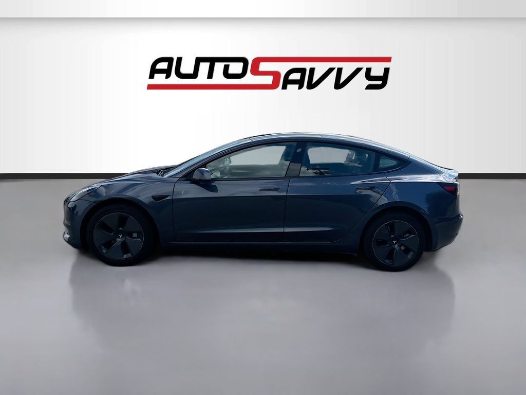 Used 2023 Tesla Model 3 Standard Range RWD image 4