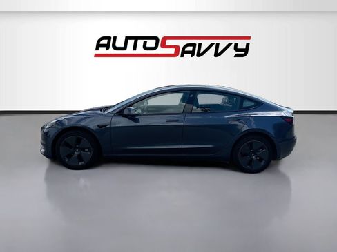 Used 2023 Tesla Model 3 Standard Range RWD image 4