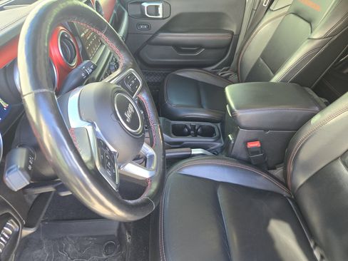 Used 2020 Jeep Gladiator Rubicon image 15