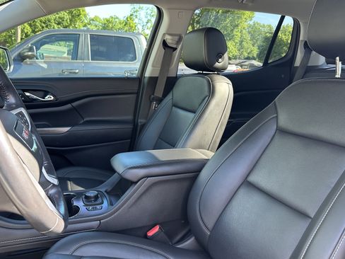 Used 2021 GMC Acadia SLT w/ Elevation Edition AWD/4WD image 18