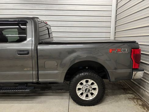 Used 2020 Ford F250 XLT w/ XLT Value Package AWD/4WD image 5
