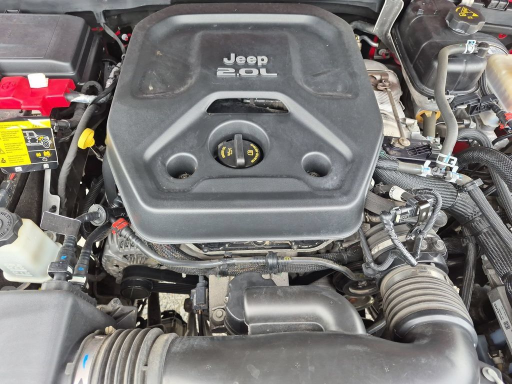 Used 2021 Jeep Wrangler Unlimited Sport AWD/4WD image 20