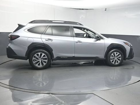 Certified 2024 Subaru Outback Premium AWD/4WD image 8