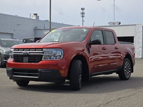 Used 2024 Ford Maverick Lariat AWD/4WD image 14