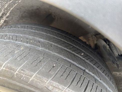 Used 2023 Volkswagen Atlas SE w/ Panoramic Sunroof Package image 25