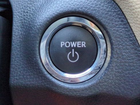 Used 2024 Toyota RAV4 Limited image 27