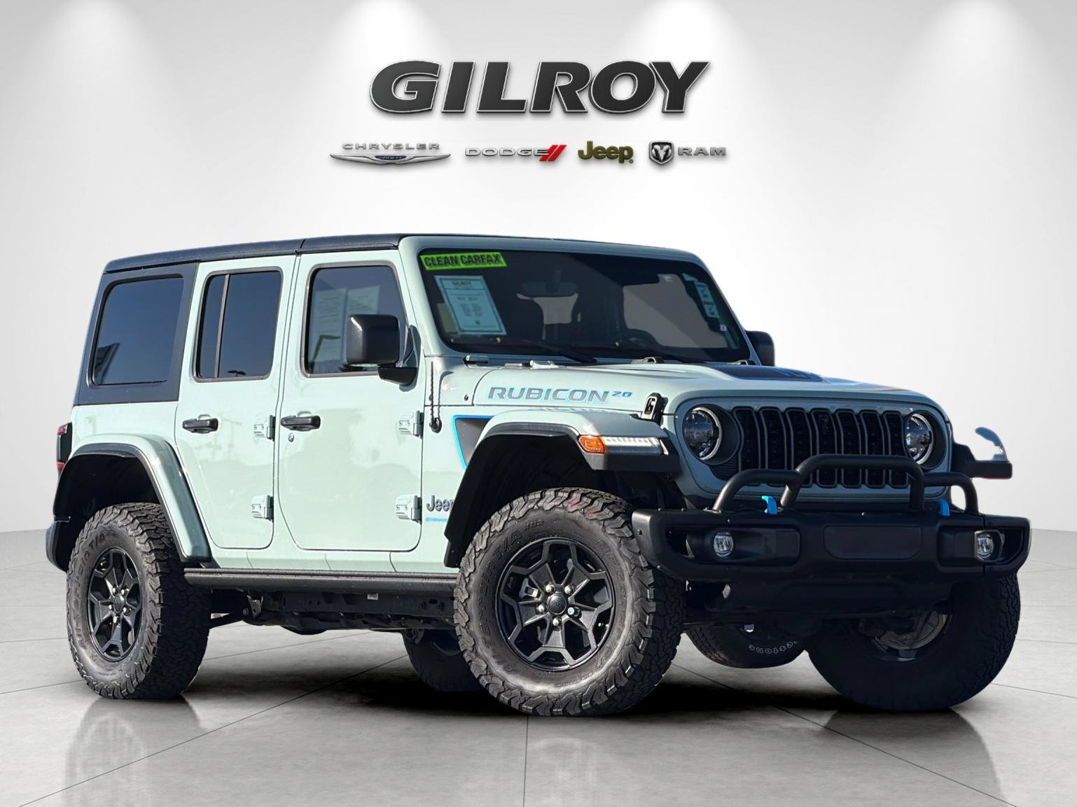 Used 2023 Jeep Wrangler Unlimited Rubicon 4xe AWD/4WD image 2