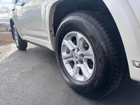 Used 2016 Toyota 4Runner Limited image 7