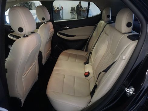 Used 2024 Buick Encore GX Avenir w/ Avenir Technology Package image 23