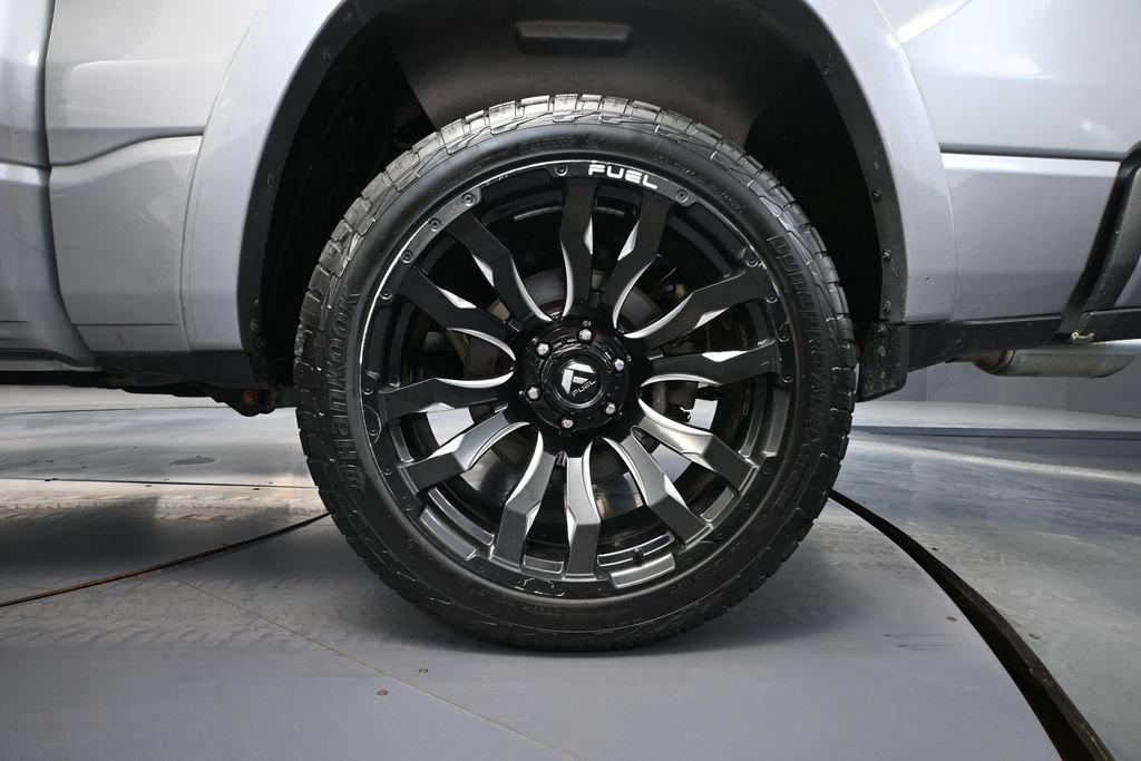 Used 2021 RAM 1500 Laramie w/ Sport Appearance Package AWD/4WD image 9