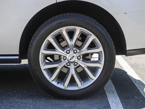 Used 2018 Ford Expedition Limited w/ Equipment Group 302A image 14