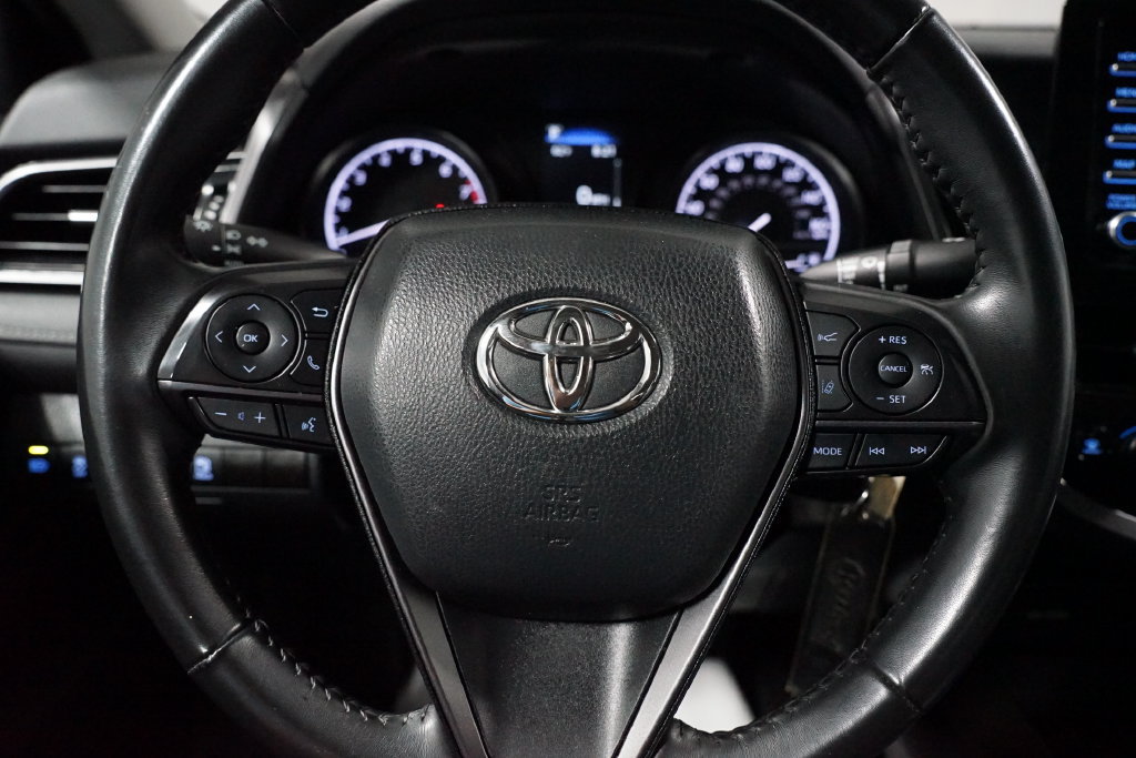 Used 2024 Toyota Camry SE FWD image 12