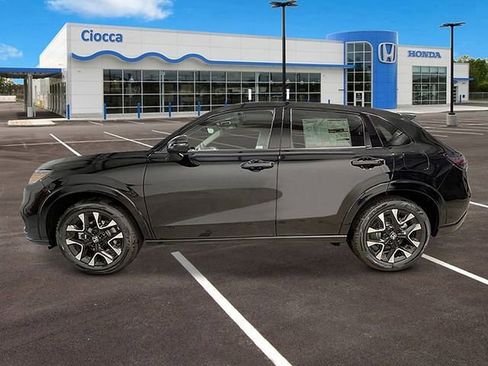 New 2026 Honda HR-V EX-L image 2